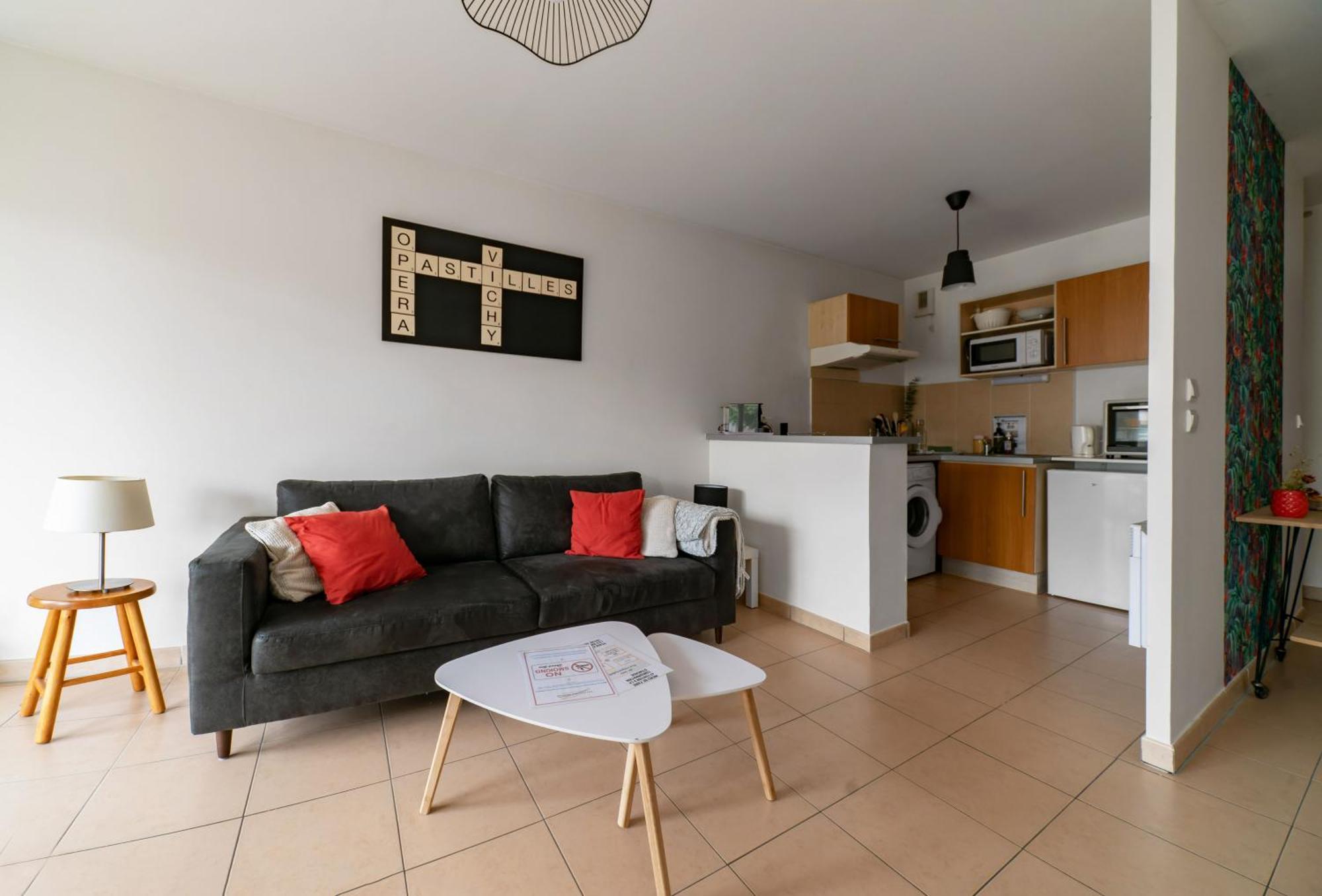 L'Eugenie - Appartement Design & Confort En Centre-Ville Виши Екстериор снимка