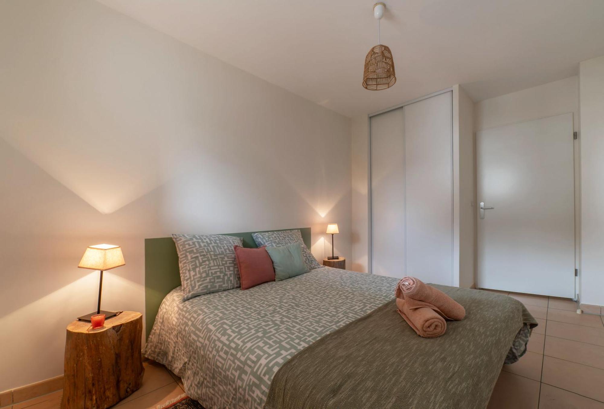 L'Eugenie - Appartement Design & Confort En Centre-Ville Виши Екстериор снимка