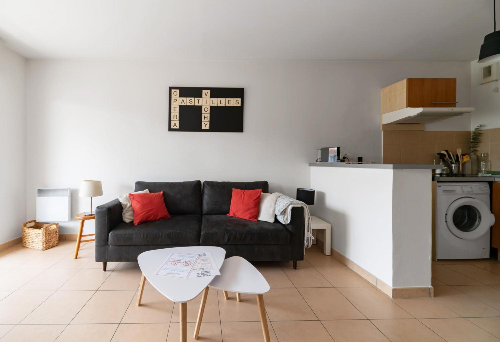 L'Eugenie - Appartement Design & Confort En Centre-Ville Виши Екстериор снимка